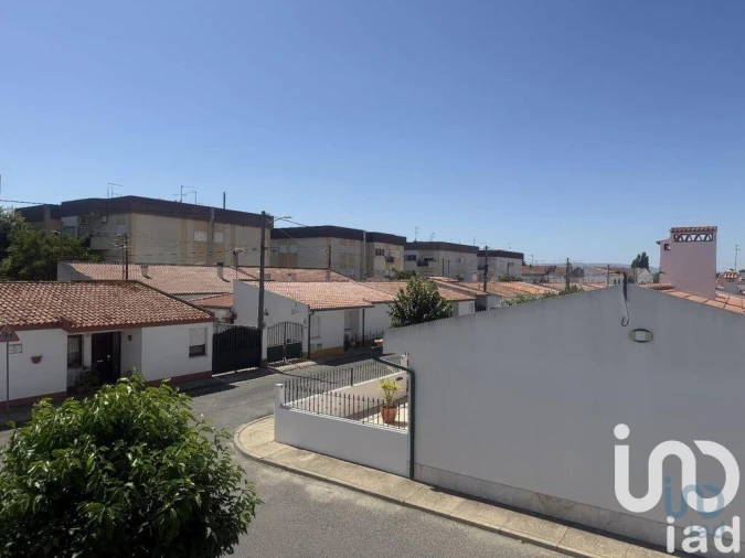 Apartamento T3 para Venda em Golegã Foto 9