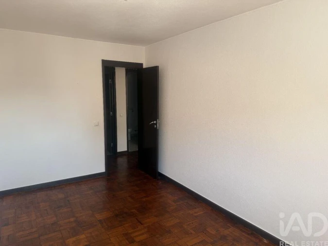 Apartamento T3 para Venda em Golegã Foto 17