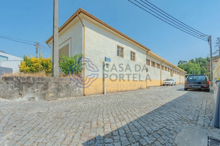 Armazém para Venda em Nogueira e Silva Escura Foto 33