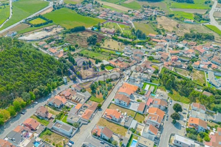 Armazém para Venda em Nogueira e Silva Escura Foto 17