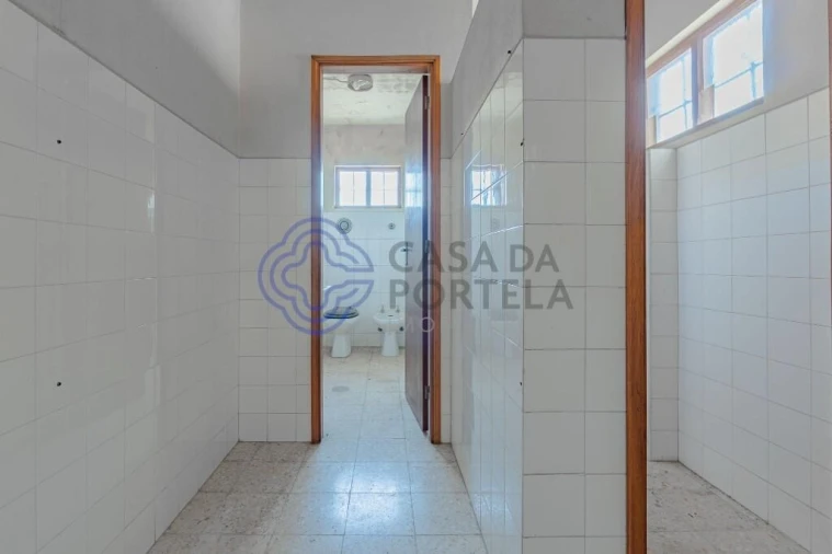 Armazém para Venda em Nogueira e Silva Escura Foto 24