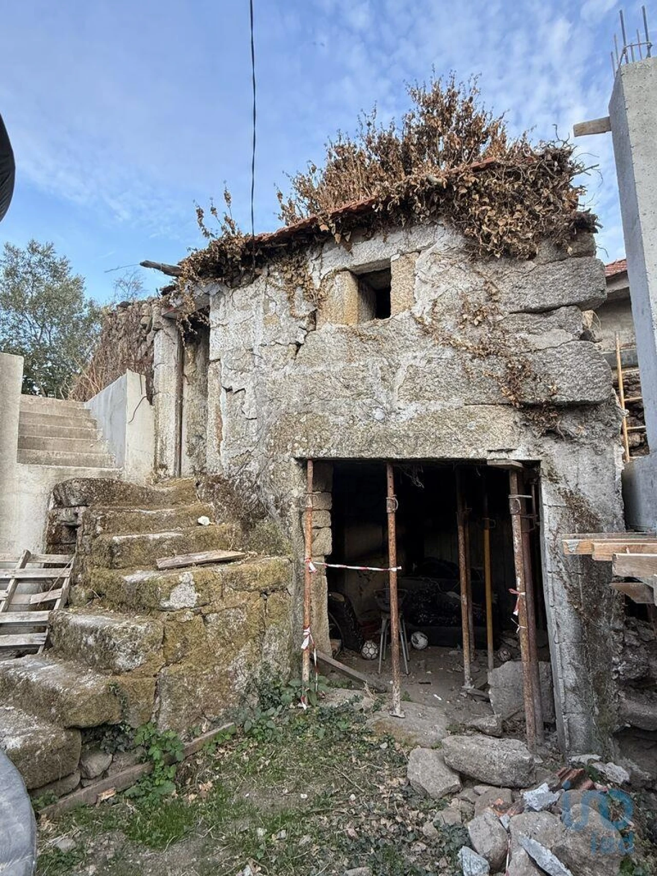 Moradia T3 para Venda em Vila Marim Foto 1