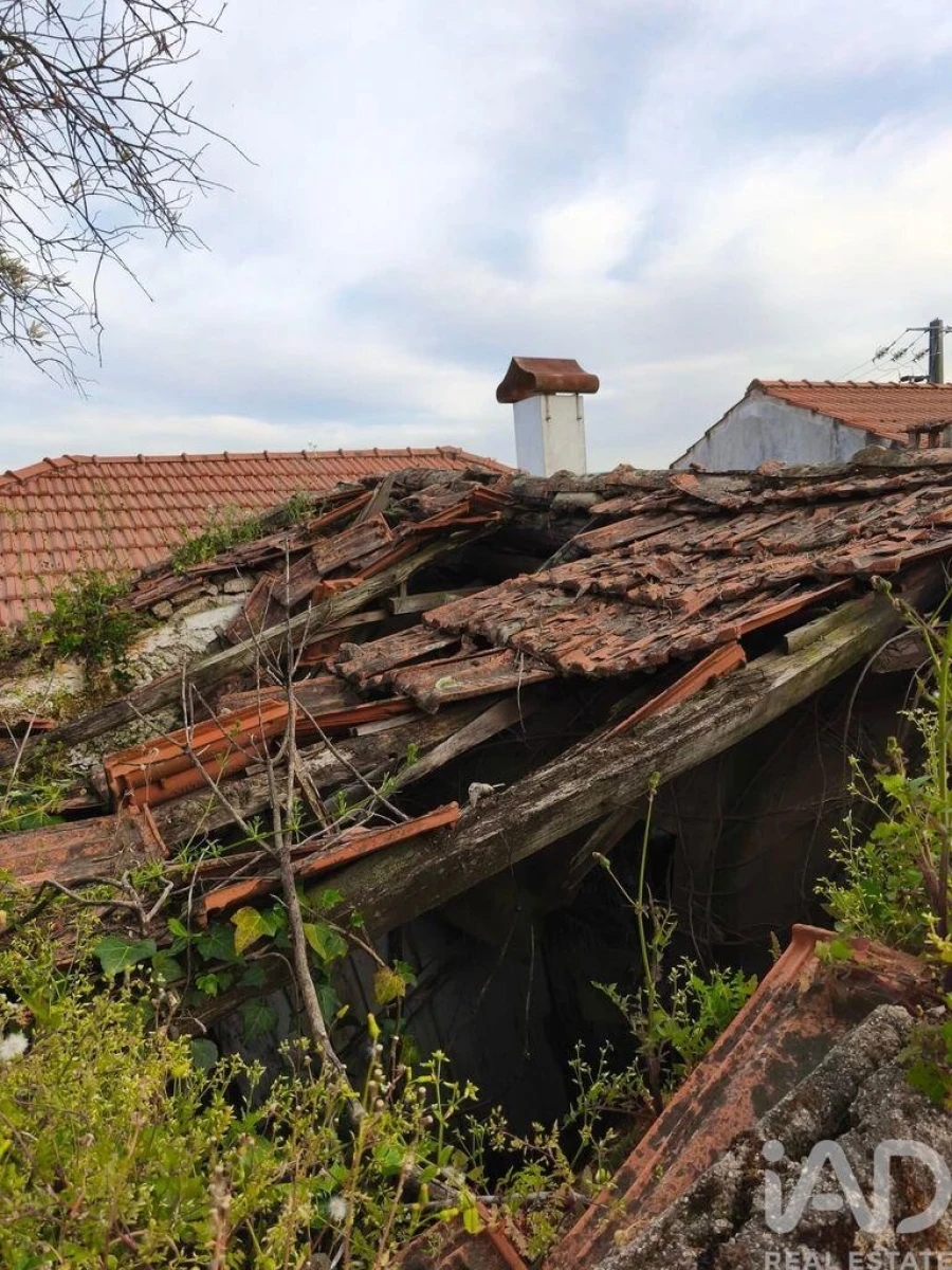 Moradia T3 para Venda em Vila Marim Foto 15