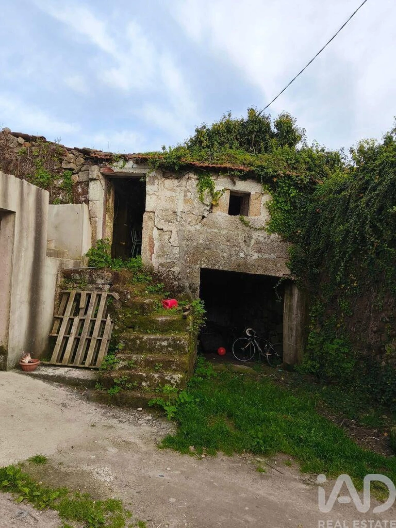 Moradia T3 para Venda em Vila Marim Foto 26