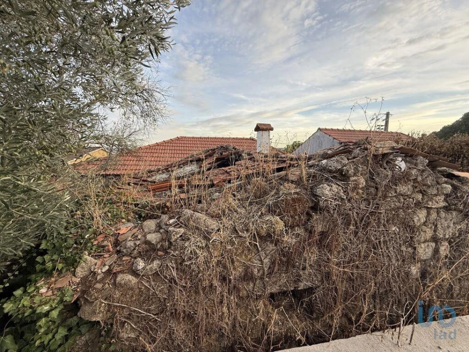 Moradia T3 para Venda em Vila Marim Foto 8