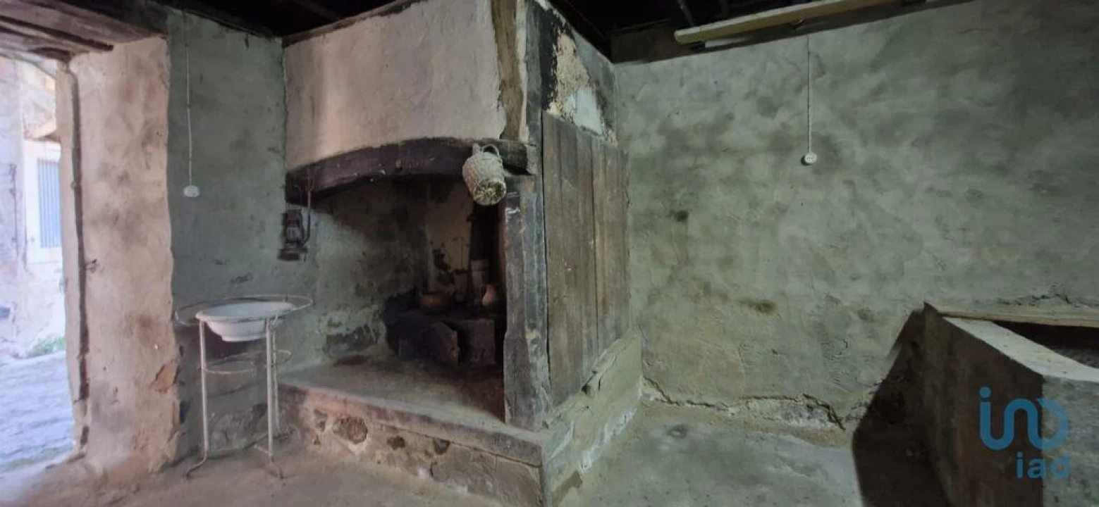 Moradia T3 para Venda em Alcobertas Foto 10