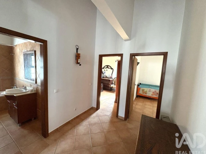 Moradia T2 para Venda em Alte Foto 14