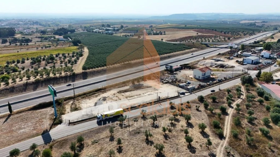Terreno para Arrendamento em Achete, Azoia de Baixo e Póvoa de Santarém Foto 4
