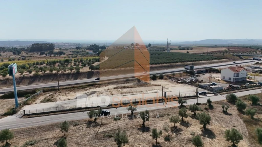 Terreno para Arrendamento em Achete, Azoia de Baixo e Póvoa de Santarém Foto 13