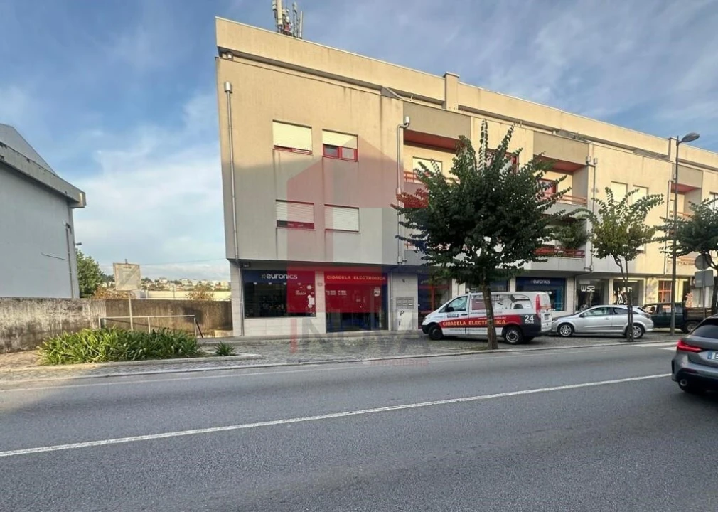 Apartamento T3 para Venda em Vila Verde e Barbudo Foto 1