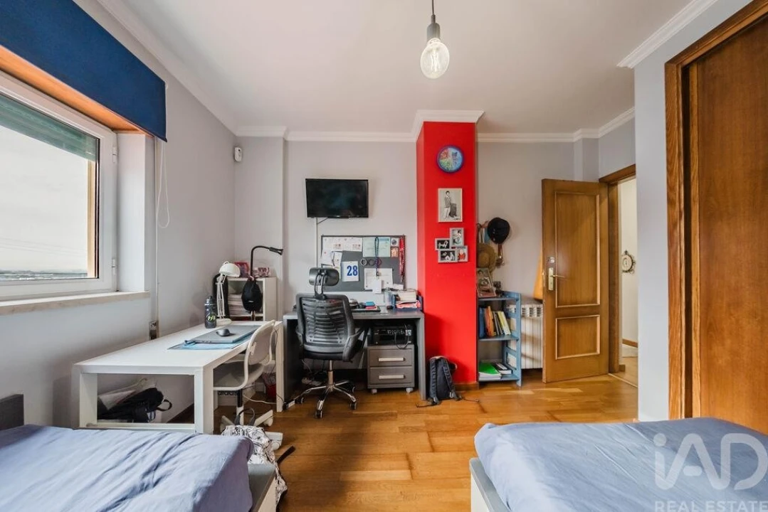 Moradia T4 para Venda em Santa Maria, São Pedro e Sobral da Lagoa Foto 24