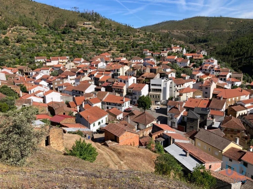 Moradia T1 para Venda em Sobreira Formosa e Alvito da Beira Foto 4