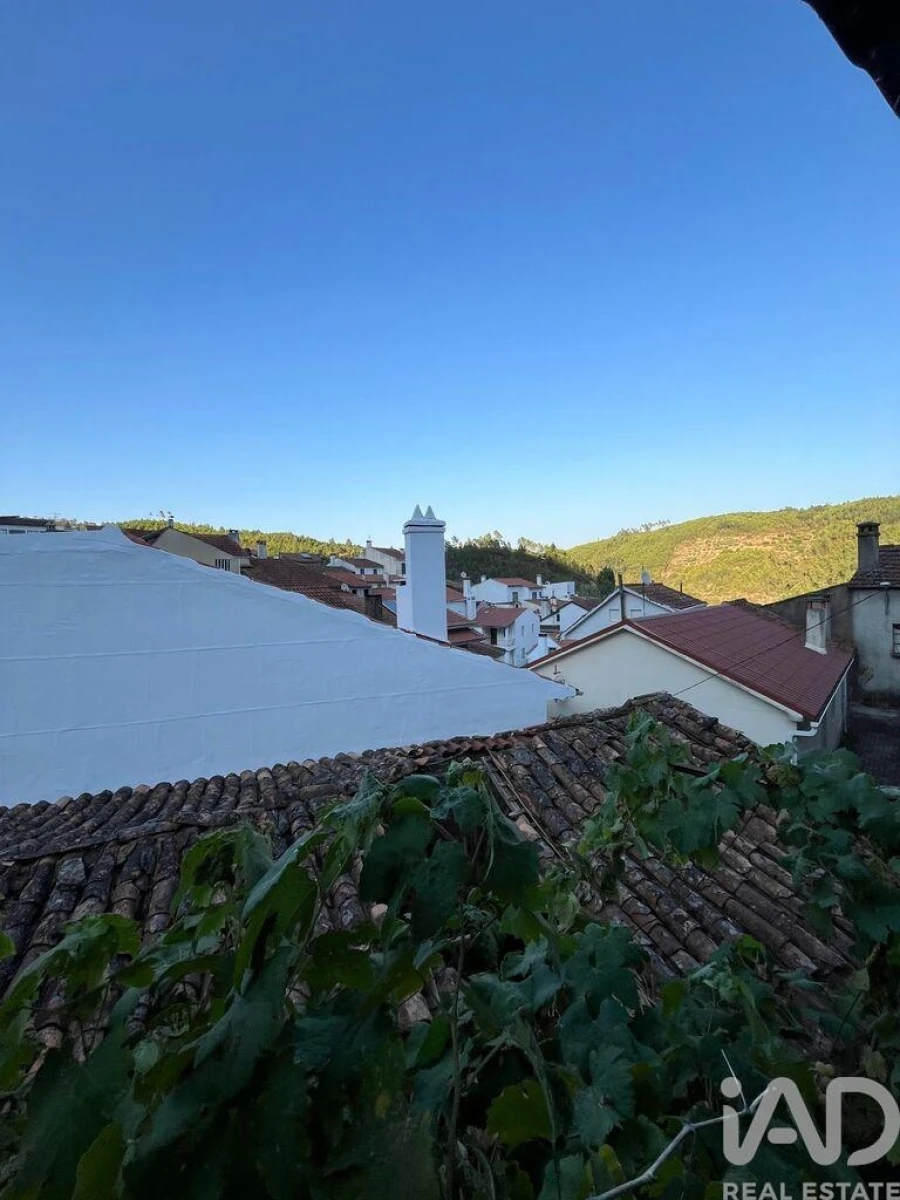 Moradia T1 para Venda em Sobreira Formosa e Alvito da Beira Foto 28