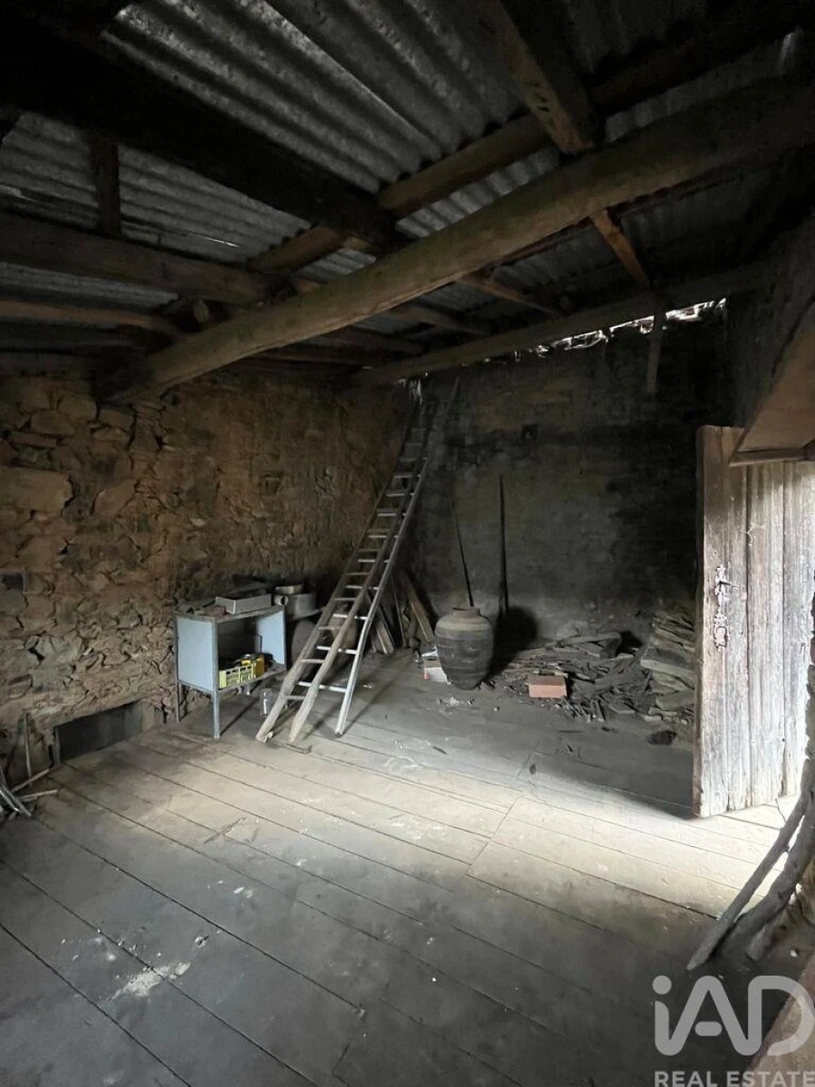 Moradia T1 para Venda em Sobreira Formosa e Alvito da Beira Foto 17