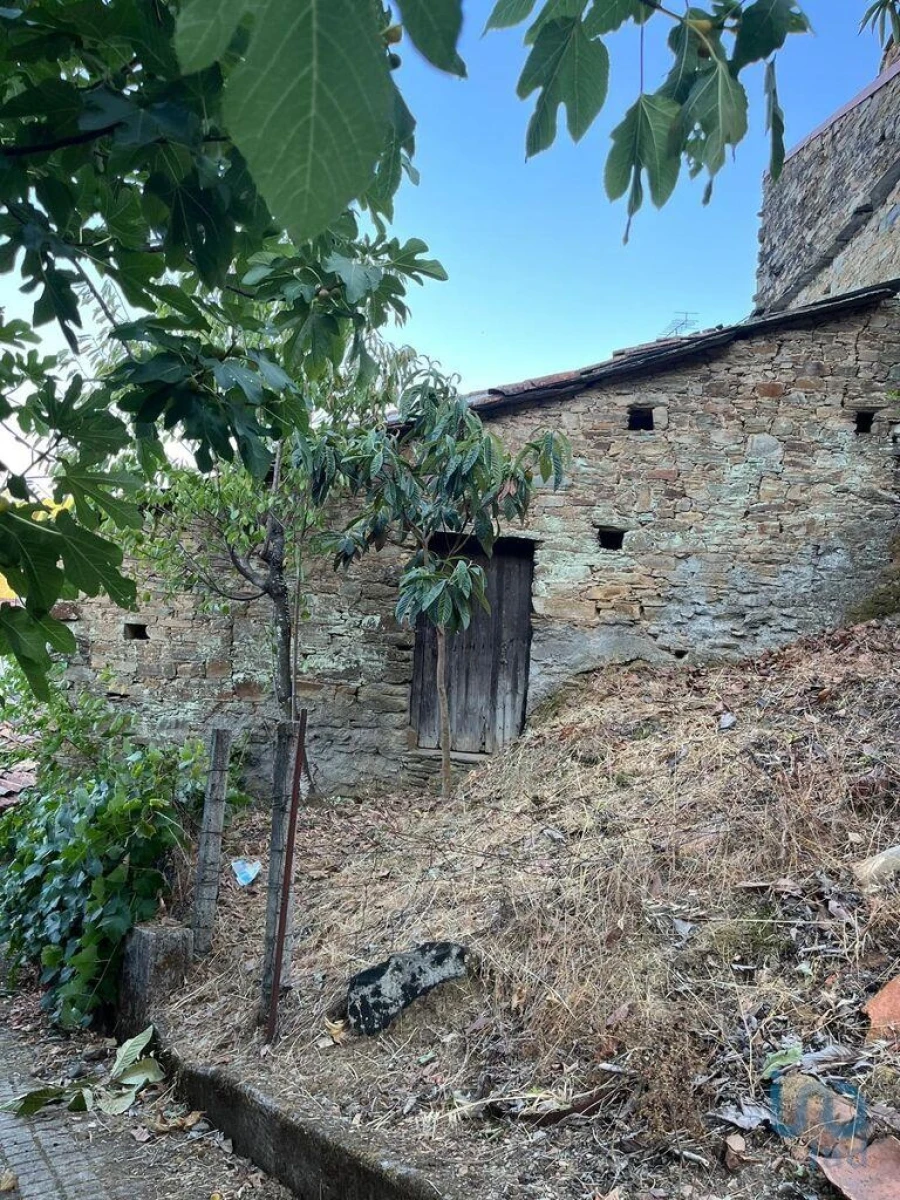 Moradia T1 para Venda em Sobreira Formosa e Alvito da Beira