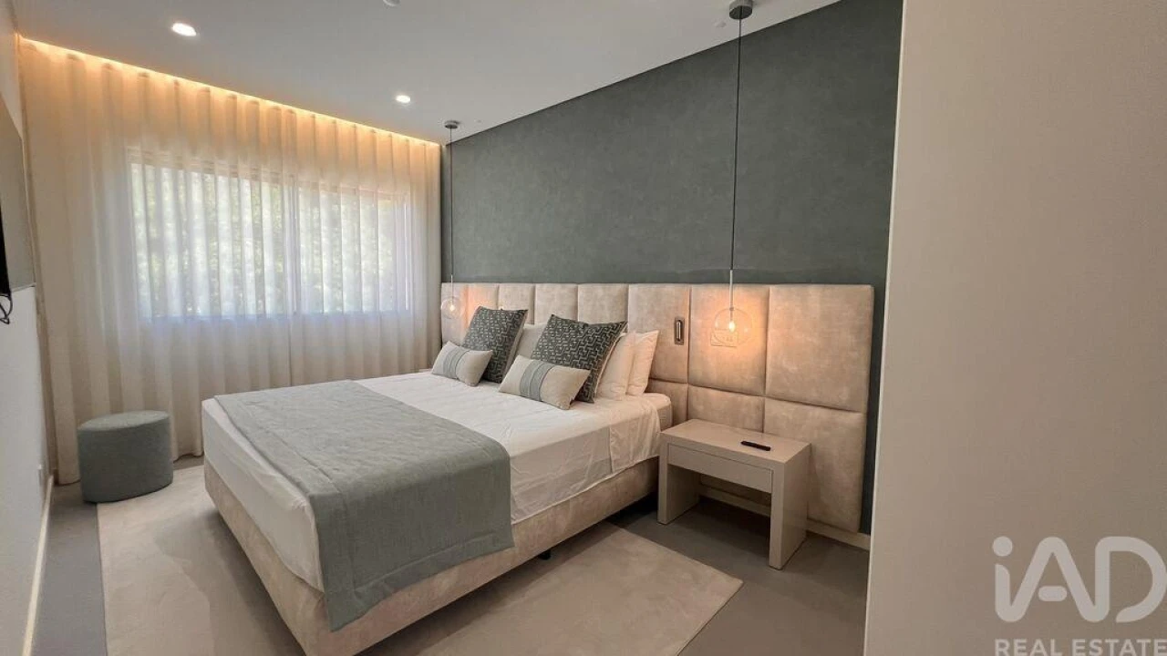 Apartamento T2 para Venda em Quarteira Foto 11