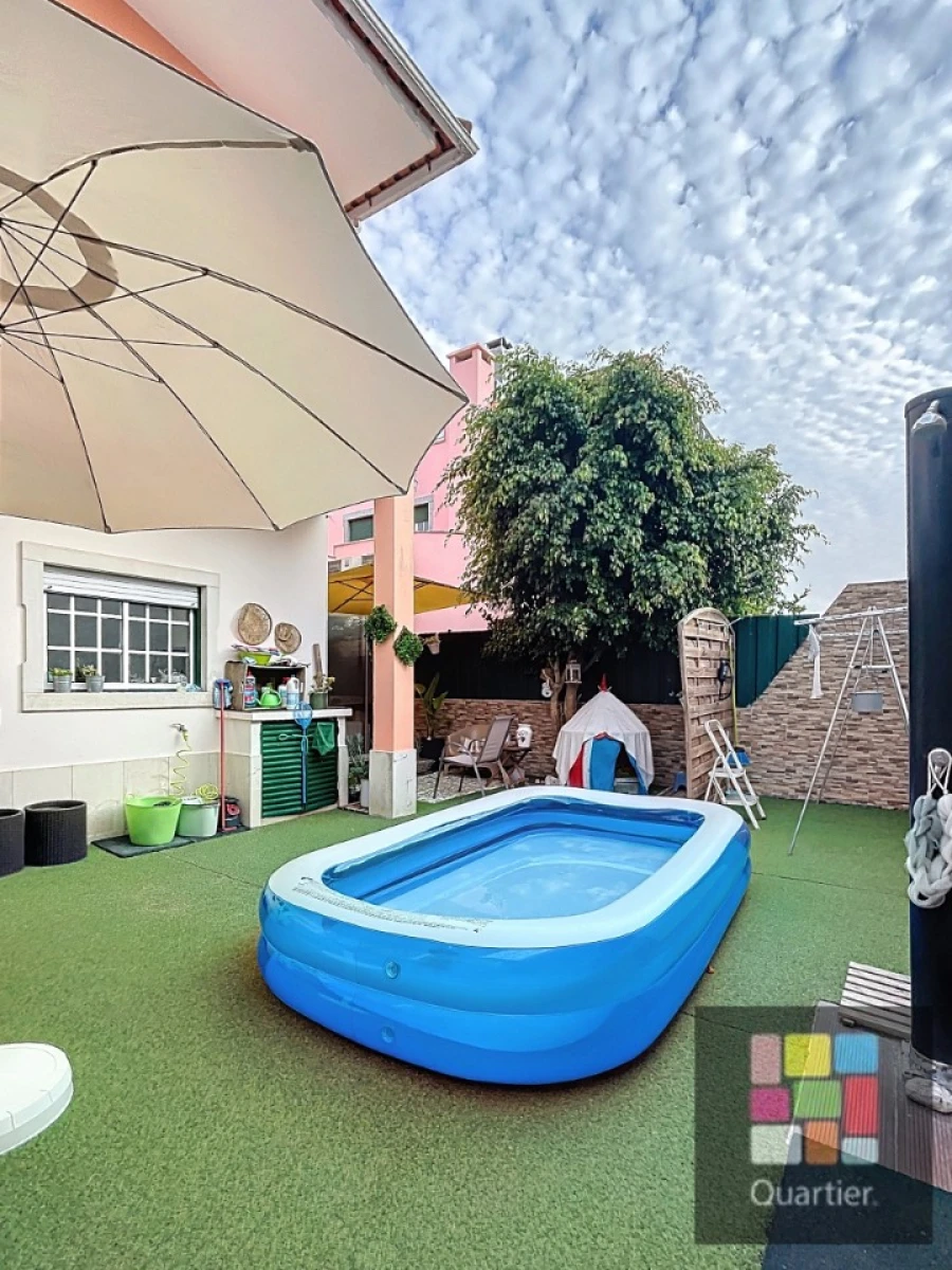 Loja para Venda em Charneca de Caparica e Sobreda Foto 5