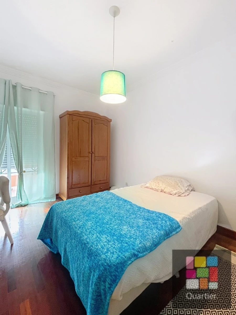 Escritório para Venda em Charneca de Caparica e Sobreda Foto 14