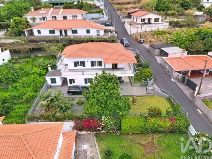 Moradia T2 para Venda em Santa Cruz Foto 29