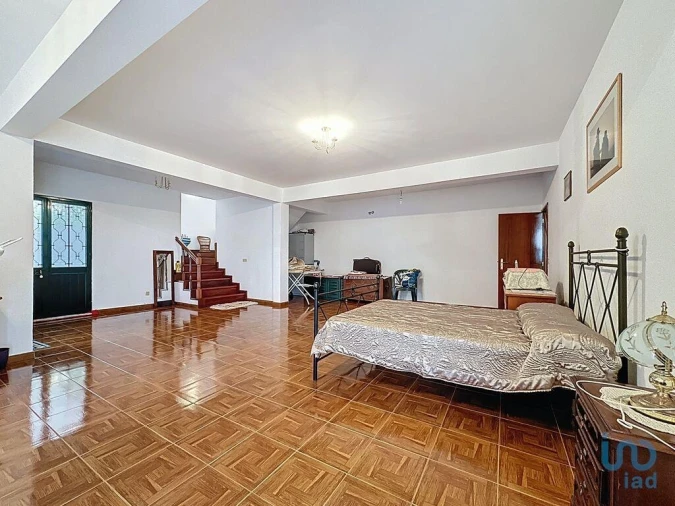 Moradia T2 para Venda em Santa Cruz Foto 8