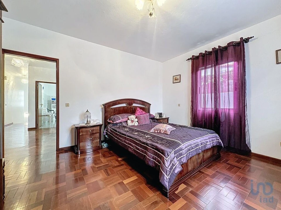 Moradia T2 para Venda em Santa Cruz Foto 14