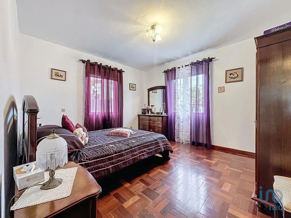 Moradia T2 para Venda em Santa Cruz Foto 13