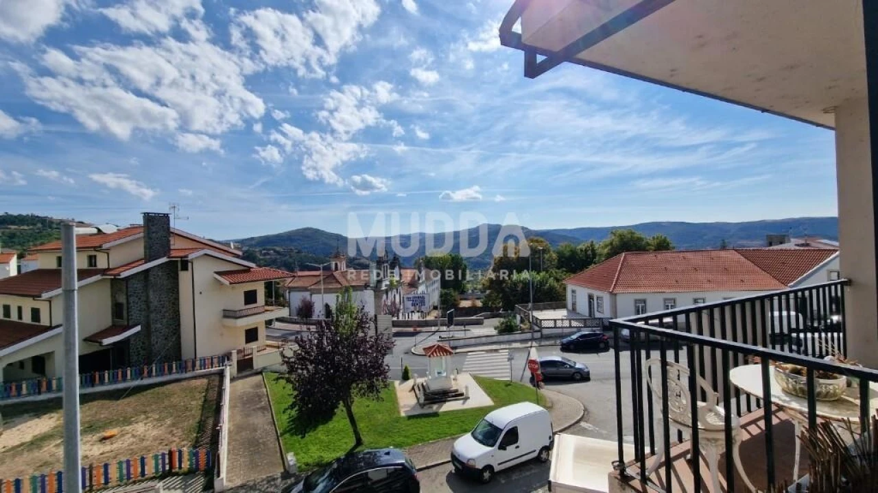 Apartamento T4 para Venda em Vinhais Foto 13