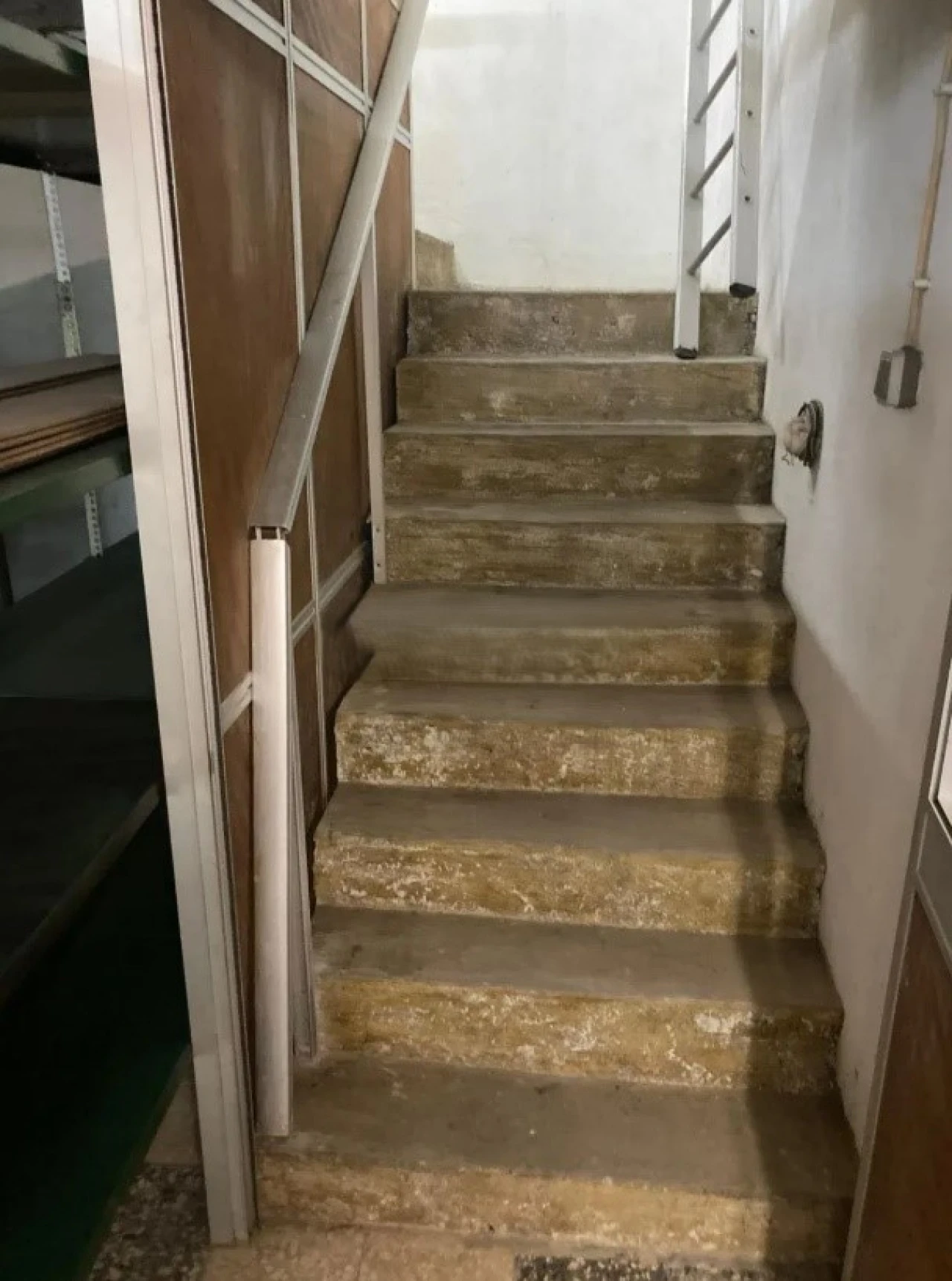 Armazém para Venda em Ramada e Caneças Foto 4