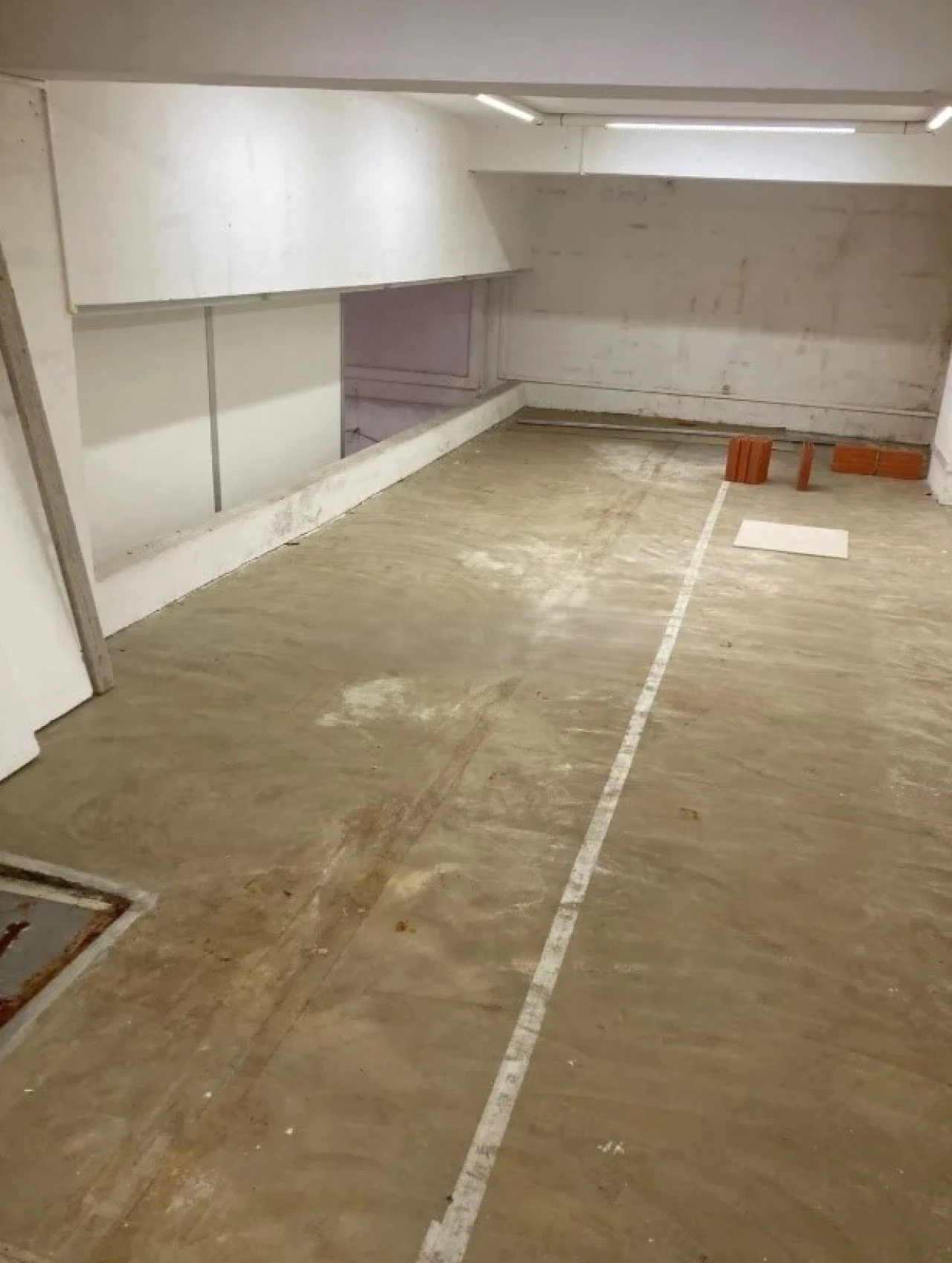 Armazém para Venda em Ramada e Caneças Foto 1