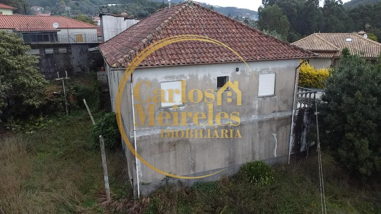 Moradia T5 para Venda em Ribeira do Neiva Foto 5