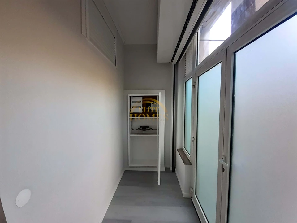 Apartamento T1 para Venda em Agualva e Mira-Sintra Foto 22