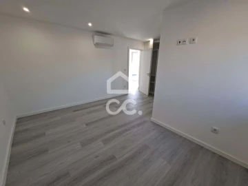 Moradia T3 para Venda em Faíl e Vila Chã de Sá