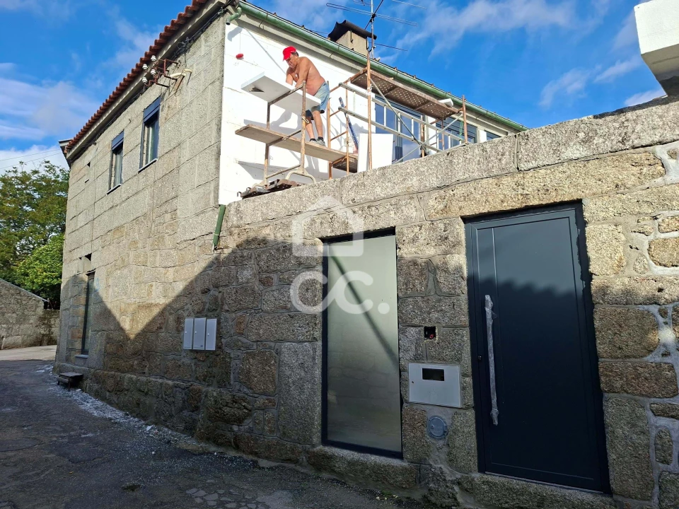 Moradia T3 para Venda em Faíl e Vila Chã de Sá Foto 3