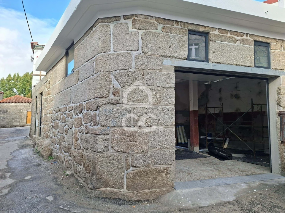 Moradia T3 para Venda em Faíl e Vila Chã de Sá Foto 1