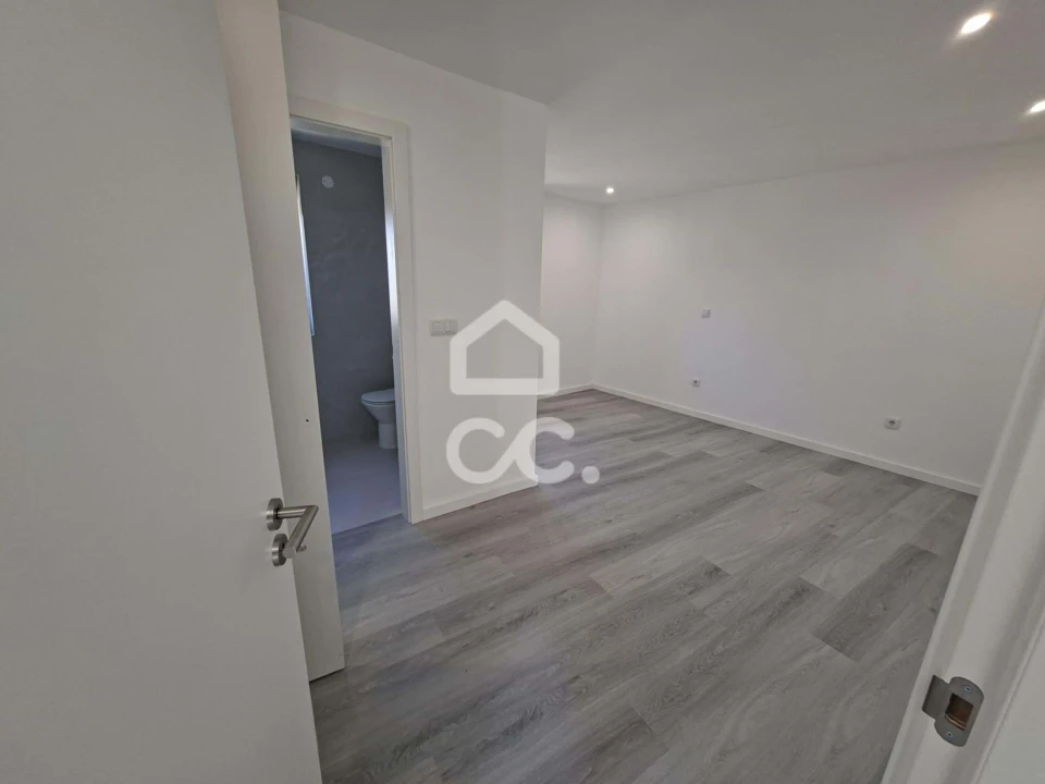 Moradia T3 para Venda em Faíl e Vila Chã de Sá Foto 14