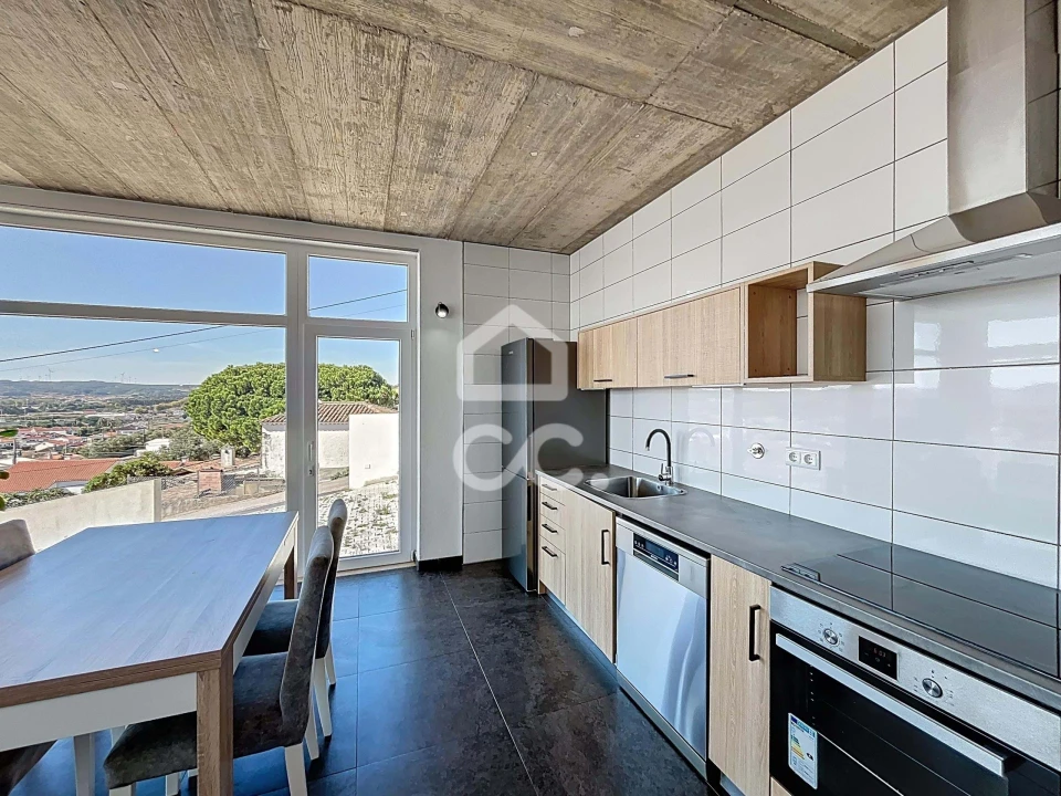 Moradia T4 para Venda em Amoreira Foto 5