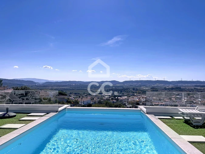 Moradia T4 para Venda em Amoreira Foto 15