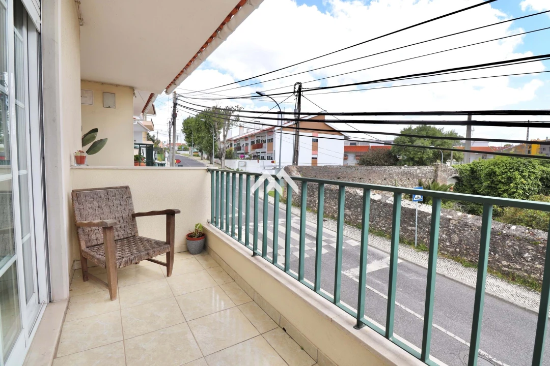 Moradia T3 para Venda em Porto Salvo Foto 18