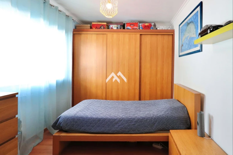 Moradia T3 para Venda em Porto Salvo Foto 10