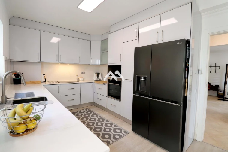 Moradia T3 para Venda em Porto Salvo Foto 12