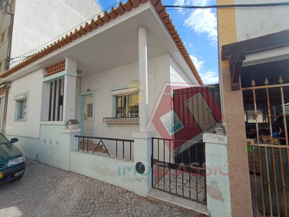 Moradia T2 para Venda em Pinhal Novo Foto 1