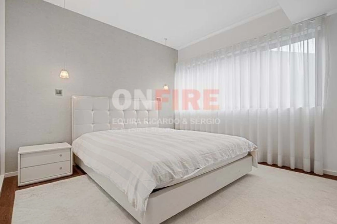 Apartamento T4 para Venda em São Martinho Foto 11