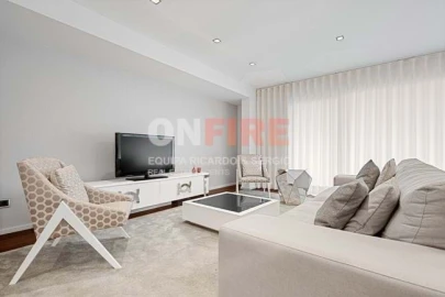 Apartamento T4 para Venda em São Martinho