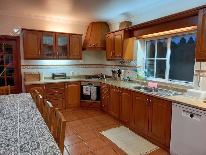 Moradia T4 para Venda em A dos Francos Foto 8