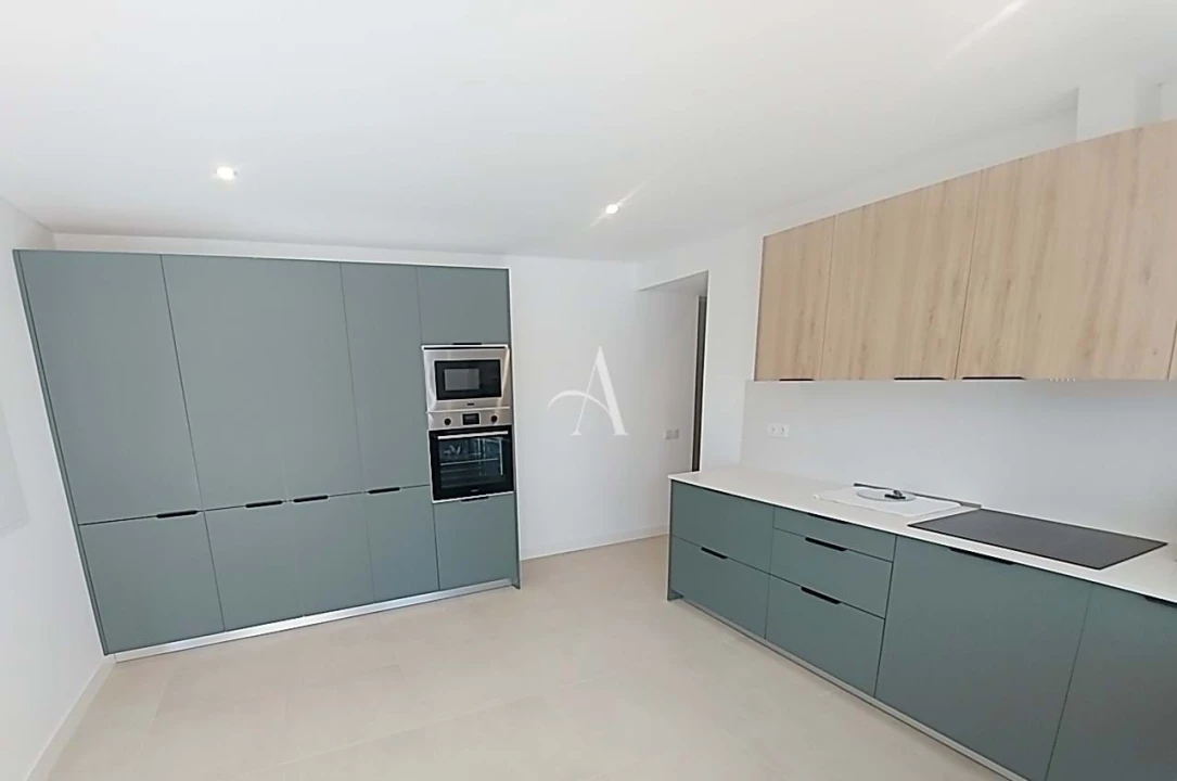 Moradia T4 para Venda em Boliqueime Foto 6