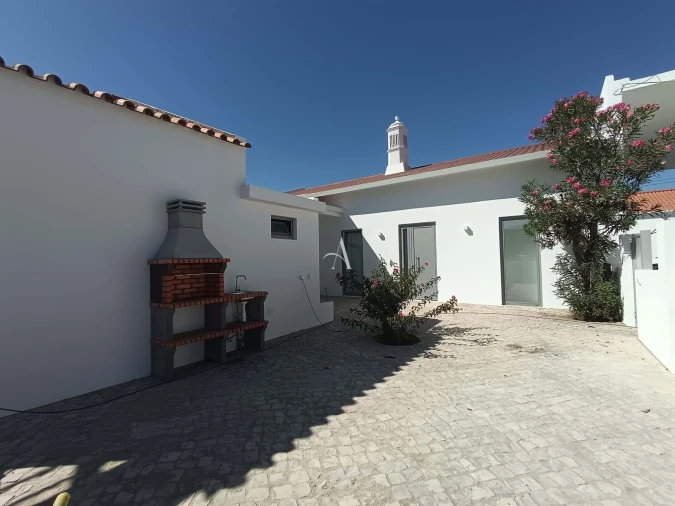 Moradia T3 para Venda em São Brás de Alportel Foto 37