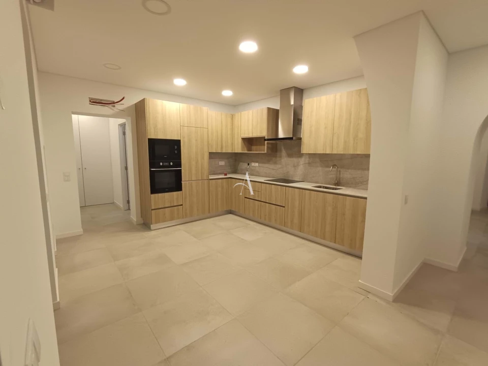 Moradia T3 para Venda em São Brás de Alportel Foto 8