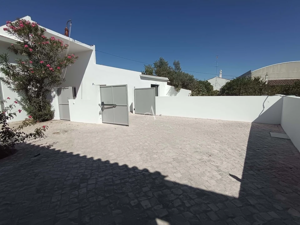 Moradia T3 para Venda em São Brás de Alportel Foto 4