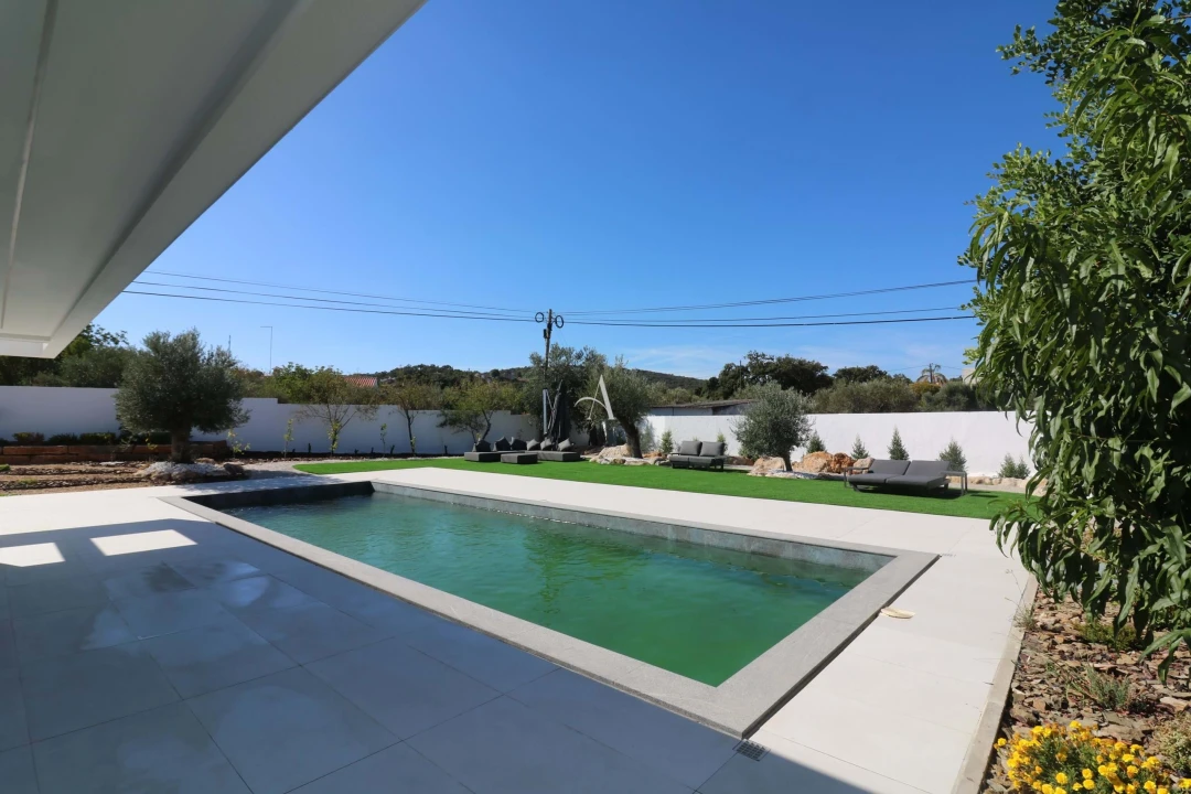 Moradia T4 para Venda em São Brás de Alportel Foto 3