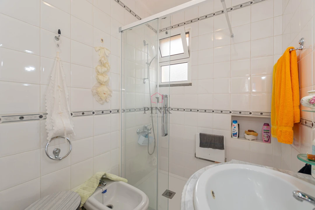 Apartamento T2 para Venda em Machico Foto 12